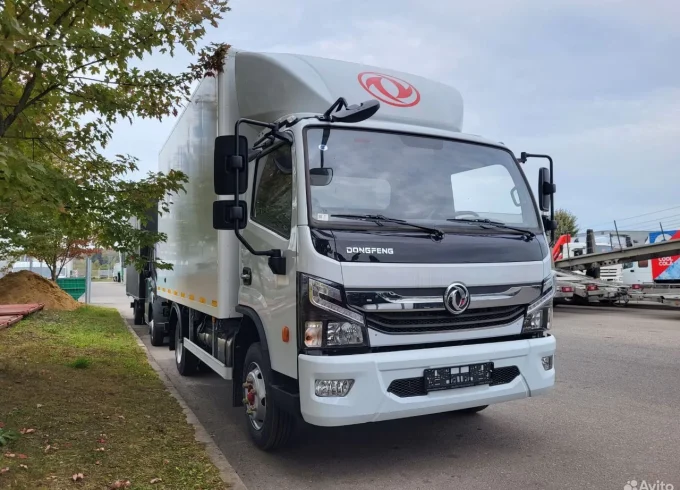 Изотермический фургон DongFeng Z55N, 2024