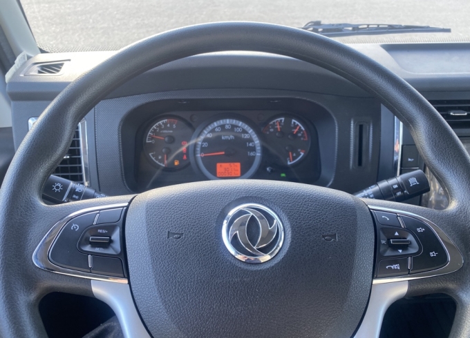 Изотермический фургон DONGFENG C120N