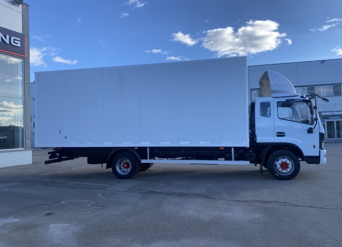 Изотермический фургон DONGFENG C120N