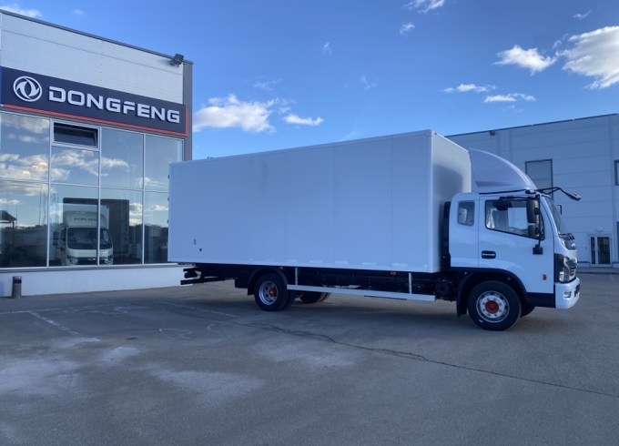 Изотермический фургон DONGFENG C120N